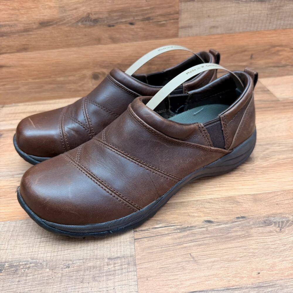 LL Bean Women's Size 10M Brown Leather Comfort Mocs Slip-On Casual Loafer Shoes